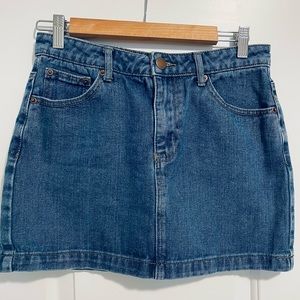 SOLD 💙 Forever 21 Mini Denim Skirt 💙